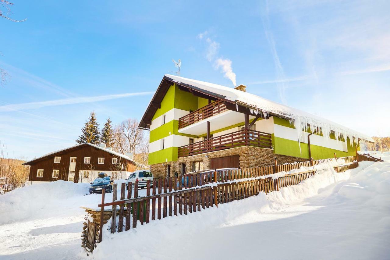 Apartmany Nad Rybnikem Železná Ruda Kültér fotó